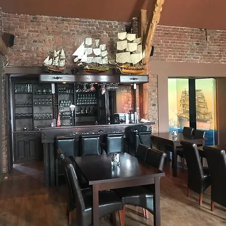 فندق مبيت وإفطار Astoria Chłopy