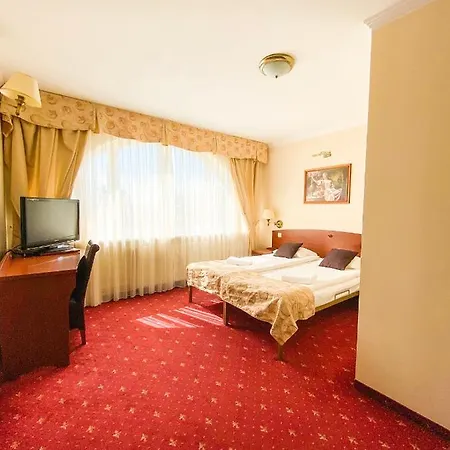 فندق مبيت وإفطار Astoria *